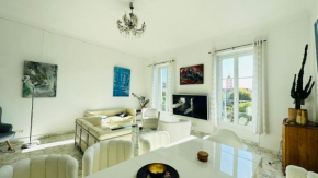 Spacious 3 BR flat Nice center - magnificent view-parking